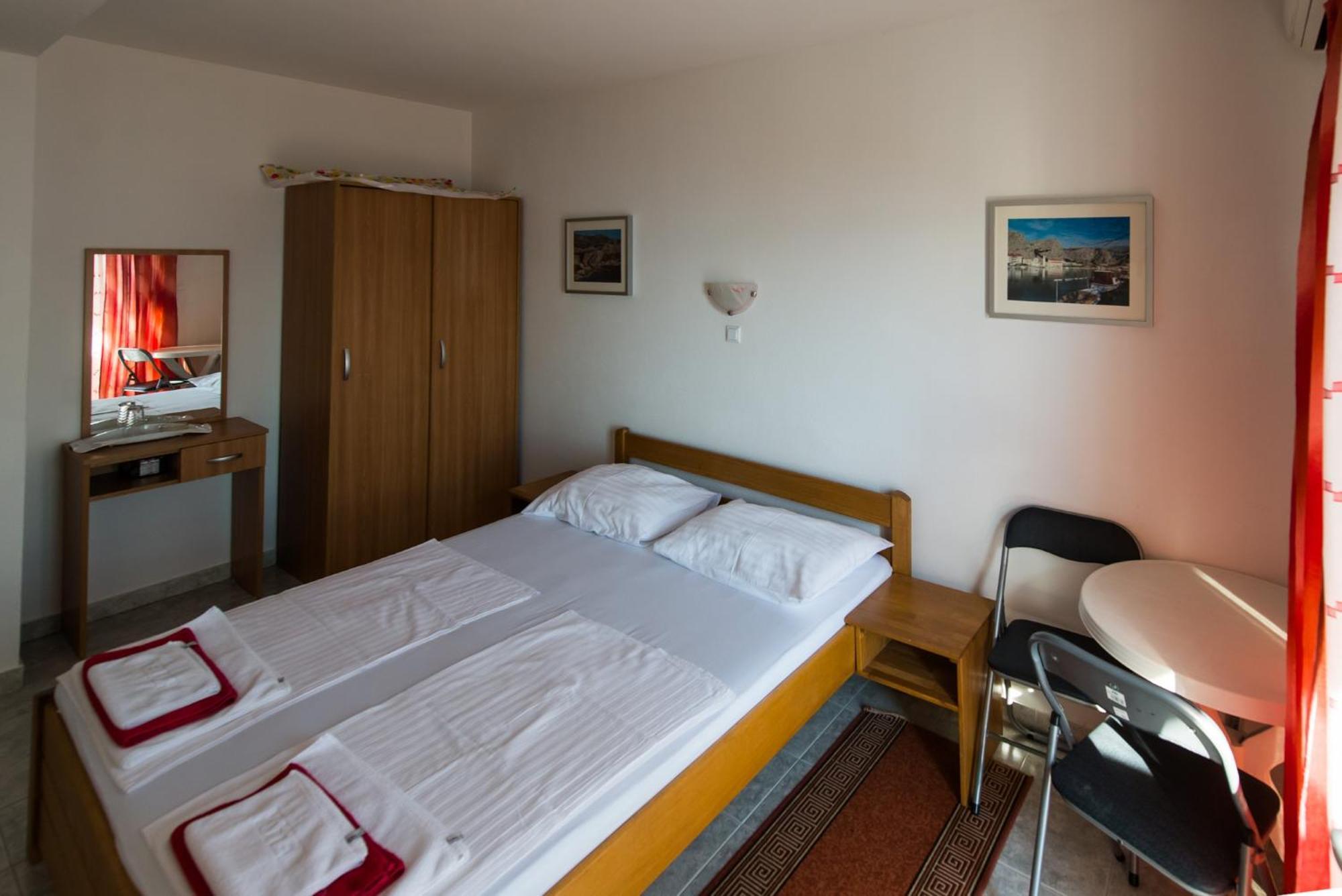Bed And Breakfast Pero 3 Min Walk To The Beach Локва-Рогозниця Екстер'єр фото